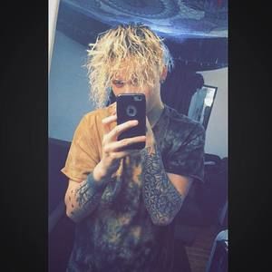 Meet your Posher, Cameron